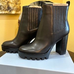 Antonio Melani Pascal Lug Boot 8M - NEW IN BOX